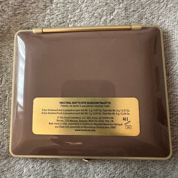 Too Faced Natural Eyes Neutral Eyeshadow Palette - Picture 4 of 4